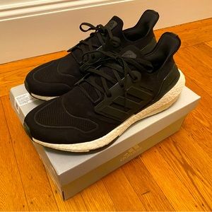 GREAT CONDITION Adidas Ultraboost 22 size Mens 10.5